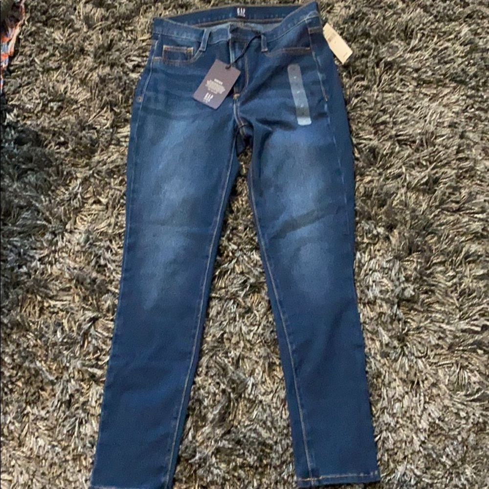Gap Jeggings- New- 27